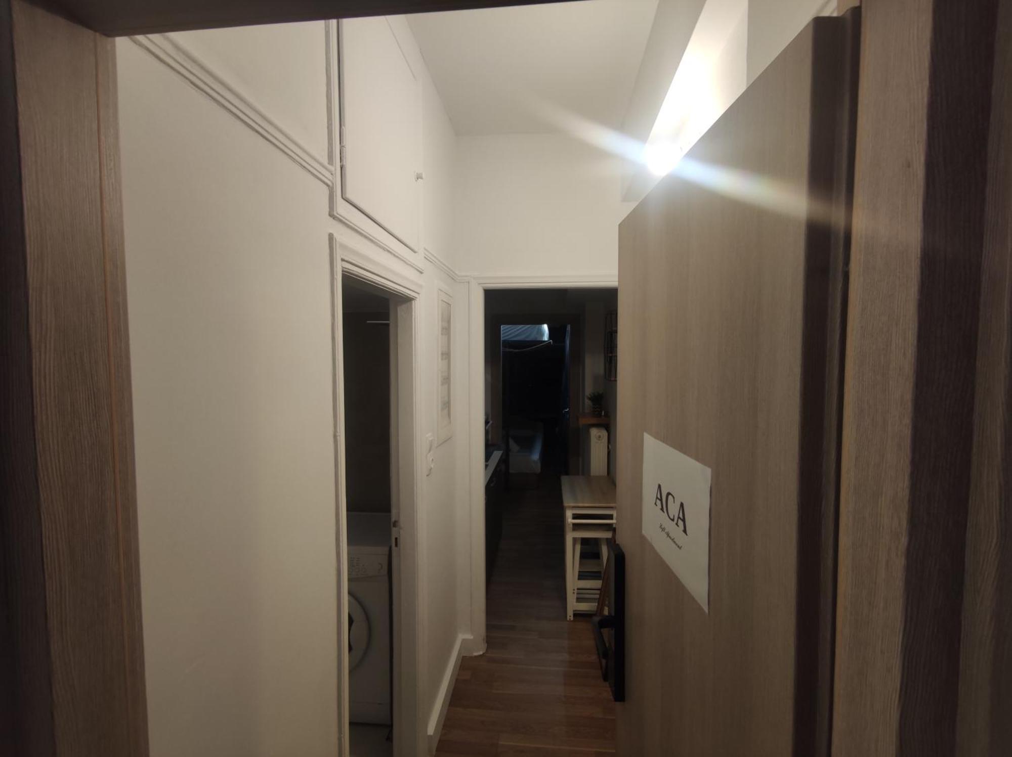 Acropolis Central Apartments Atene Esterno foto